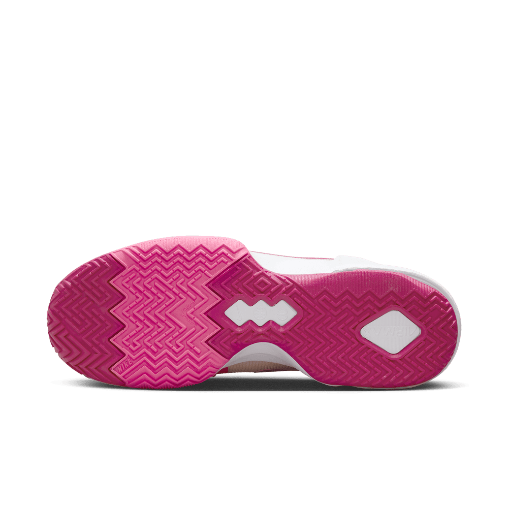 Nike Quest Road